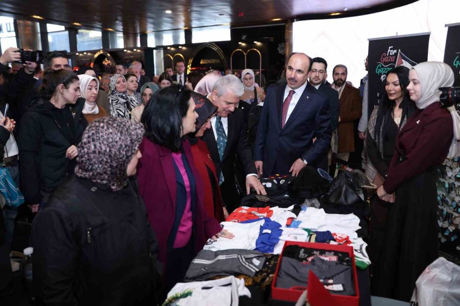 Vali Akın Ve Başkan Altay, 17. Altın Dokunuşlar Festivali’ni Ve Gazze Hayır Panayırı’nı Açtı