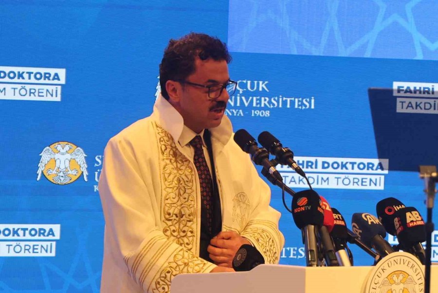 Bakan Murat Kurum’a Mezun Olduğu Selçuk Üniversitesi’nden Fahri Doktora