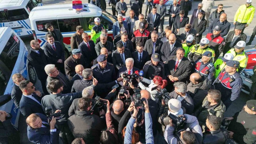 Aksaray’da Emniyet Ve Jandarma Araç Filosuna 118 Yeni Araç Katıldı