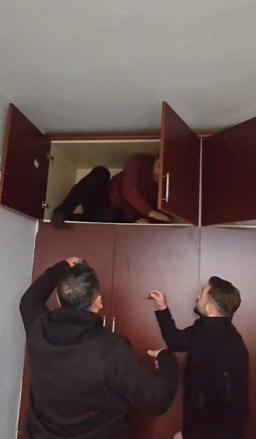 Aranan Şahsın Yakalandığı Yer Pes Dedirtti