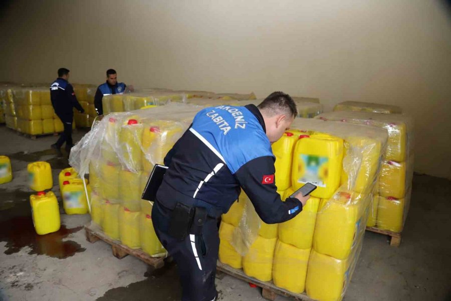 Yurt Dışına Yağ Diye Su Göndereceklerdi