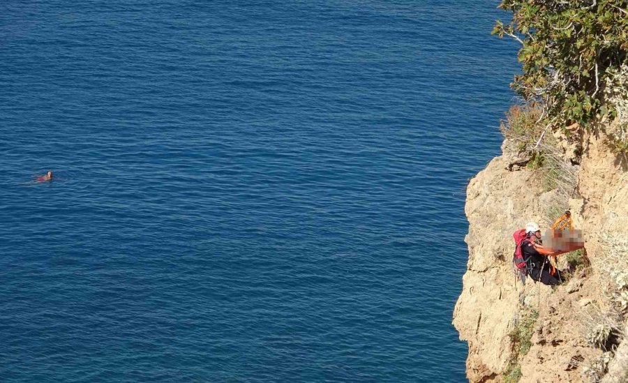 Falezlerdeki Şüpheli Ölümde Gözaltına Alınan 2 Kişi Adli Kontrolle Serbest Bırakıldı