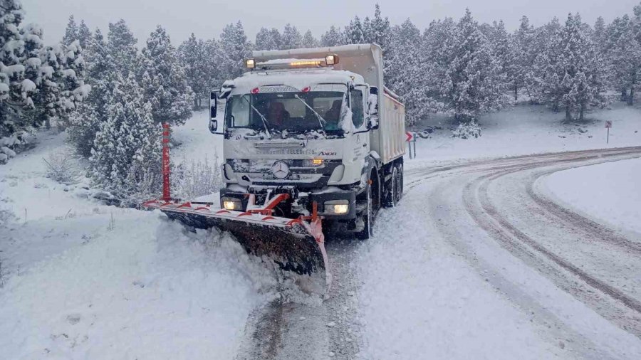 Mersin Büyükşehir Belediyesi, Kar Yağışına Karşı 13 İlçede 7/24 Teyakkuzda