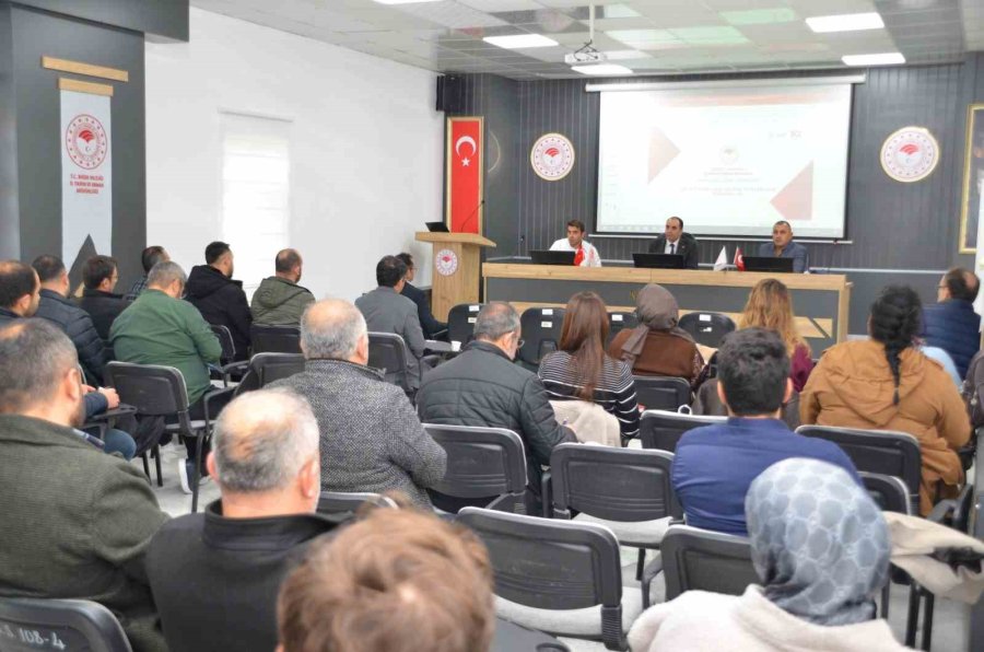 Niğde’de Çiğ Süt Hijyeni Ve Yeni Destekleme Modeli Eğitimi Başladı