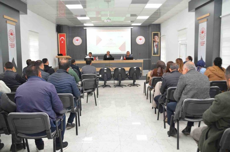 Niğde’de Çiğ Süt Hijyeni Ve Yeni Destekleme Modeli Eğitimi Başladı