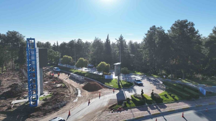 Altıntaş-kundu Turizm Bölgesi’nde İçme Suyu Hattı Tamamlanıyor, Yol Yenileniyor