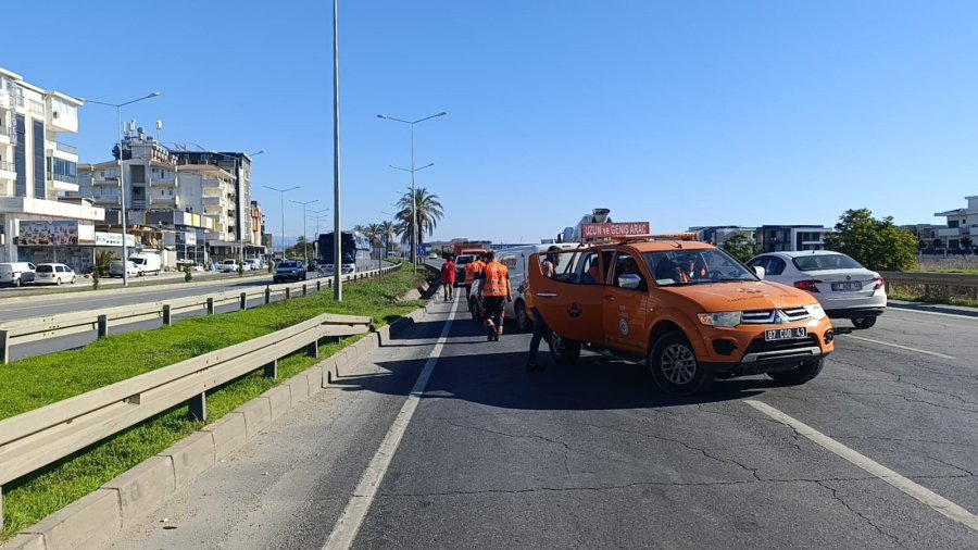 Tırın Altında Kalan Karayolları İşçisi Hayatını Kaybetti