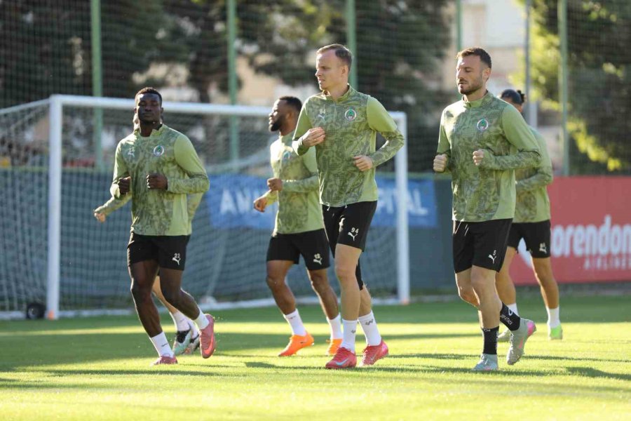 Alanyaspor, Kayserispor Maçı Hazırlıklarını Tamamladı