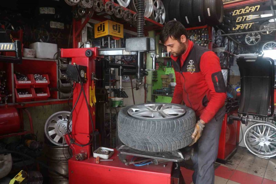 Lastik Alırken Ve Kullanırken ‘bir Şey Olmaz’ Demeden Önce Kontrol Edin
