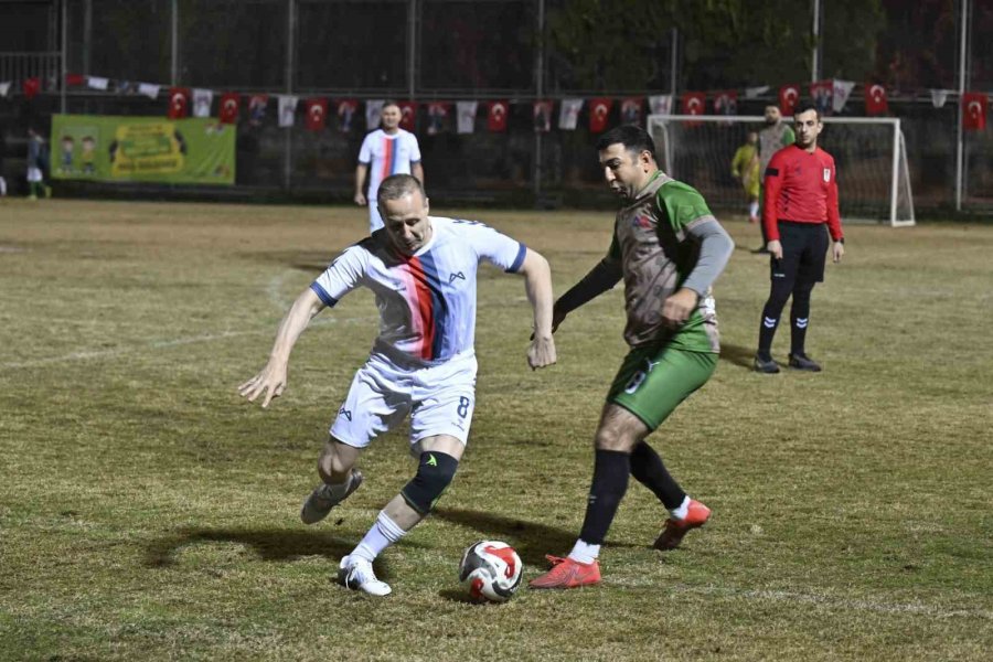 Mersin Büyükşehir Belediyesinin Birimler Arası Futbol Turnuvasına Start Verildi