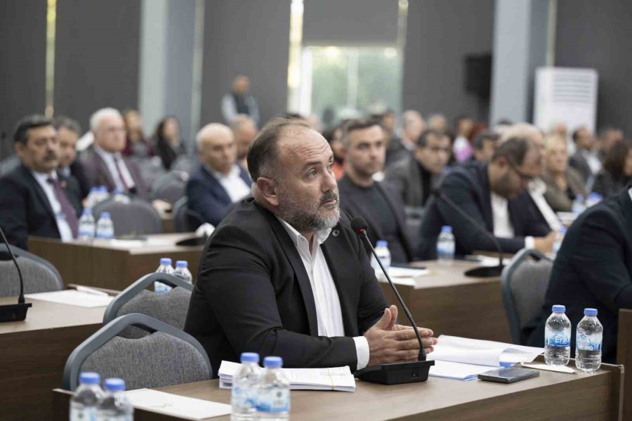 Mersin Büyükşehir Belediye Meclisinde 20 Madde Görüşüldü