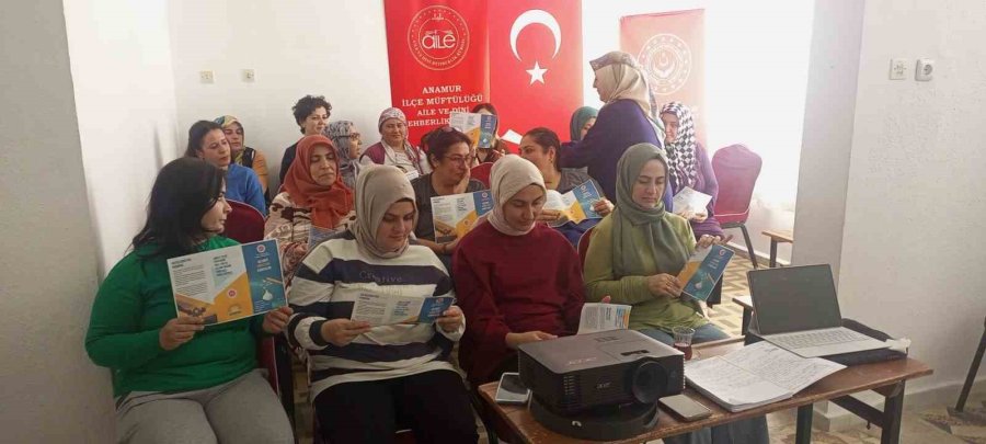 Anamur’da ’değerleriyle Güçlü Ailem’ Projesi Devam Ediyor