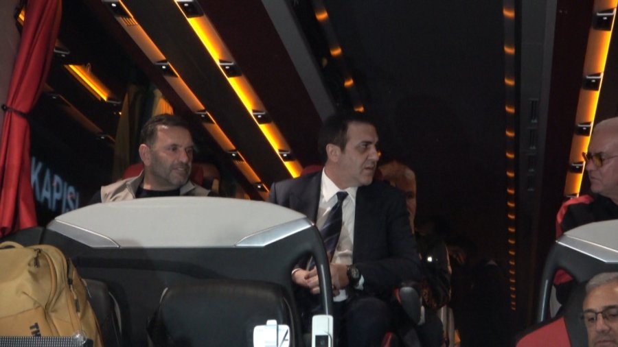 Galatasaray, Antalya’da Şampiyonlar Ligi Müziğiyle Karşılandı