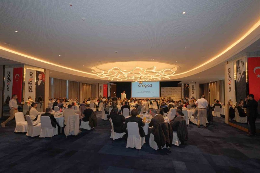 Fikret Orman: "başarı Tesadüf Değildir. Doğru Kadroyu Kurup, Camiayı Tek Yürek Yapmak Zorundasınız"