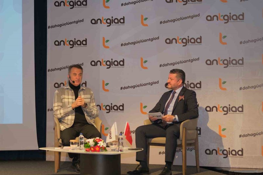 Fikret Orman: "başarı Tesadüf Değildir. Doğru Kadroyu Kurup, Camiayı Tek Yürek Yapmak Zorundasınız"