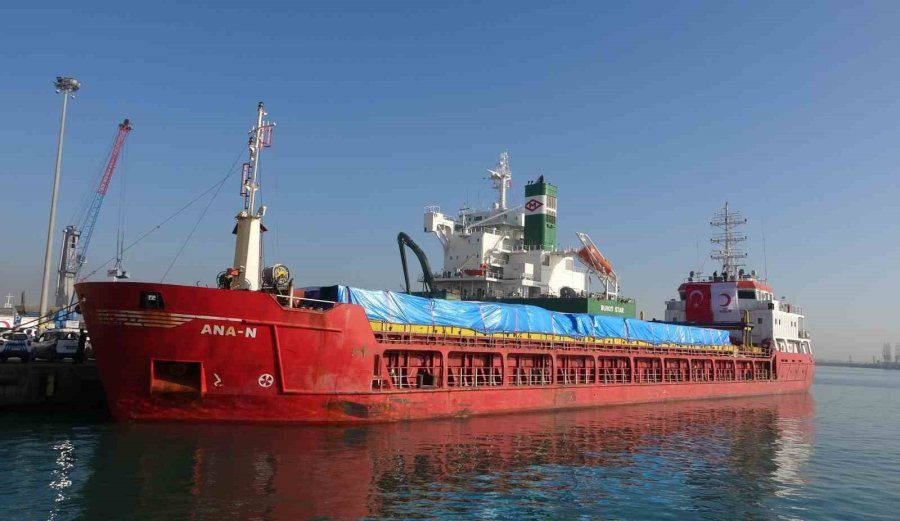 19. İyilik Gemisi Gazze’ye İnsani Yardım İçin Mersin’den Yola Çıktı