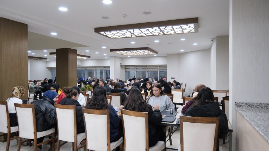 Karatay’da Öğrenciler Sabah Namazı Programında Buluşuyor