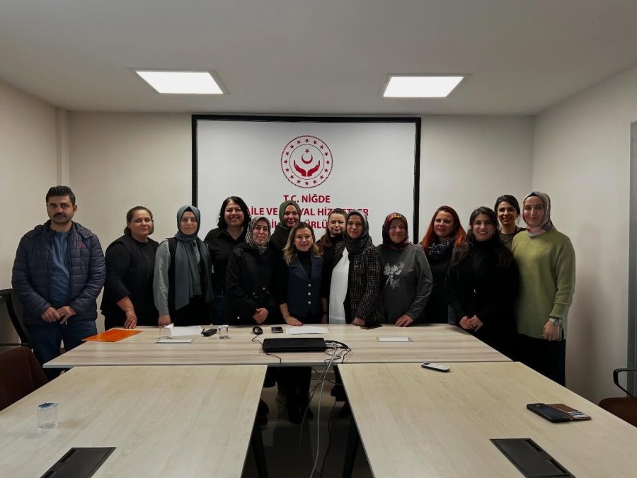 Niğde’de Kadın Kooperatiflerine ’kadın Emeğinin Vergilendirilmesi’ Eğitimi