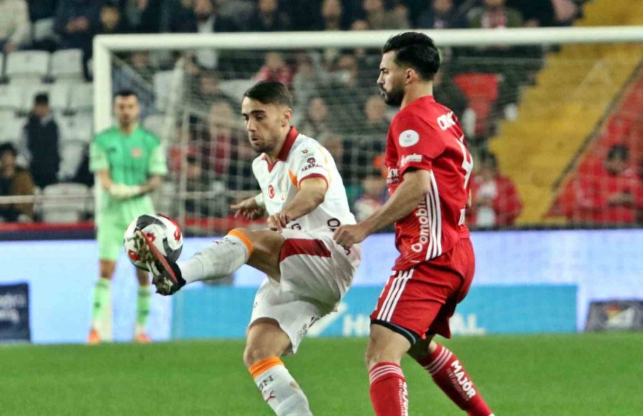 Trendyol Süper Lig: Antalyaspor: 0 - Galatasaray: 2