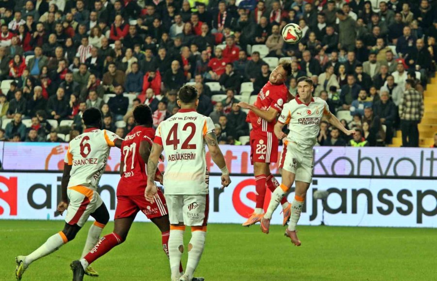 Trendyol Süper Lig: Antalyaspor: 1 - Galatasaray: 4 (maç Sonucu)