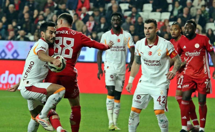 Trendyol Süper Lig: Antalyaspor: 1 - Galatasaray: 4 (maç Sonucu)