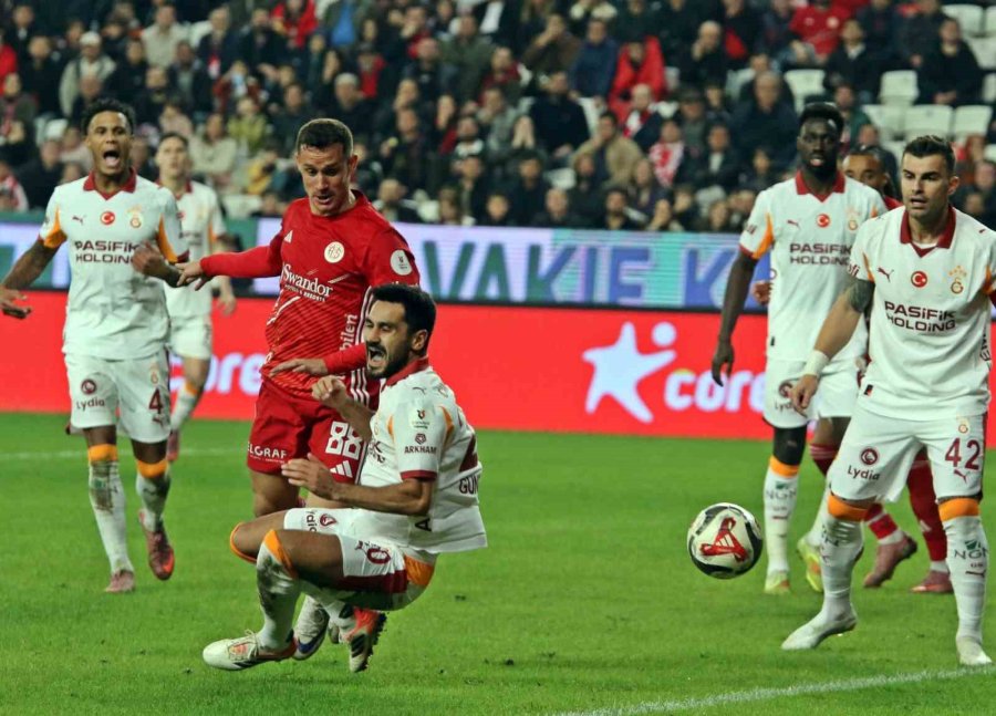 Trendyol Süper Lig: Antalyaspor: 1 - Galatasaray: 4 (maç Sonucu)