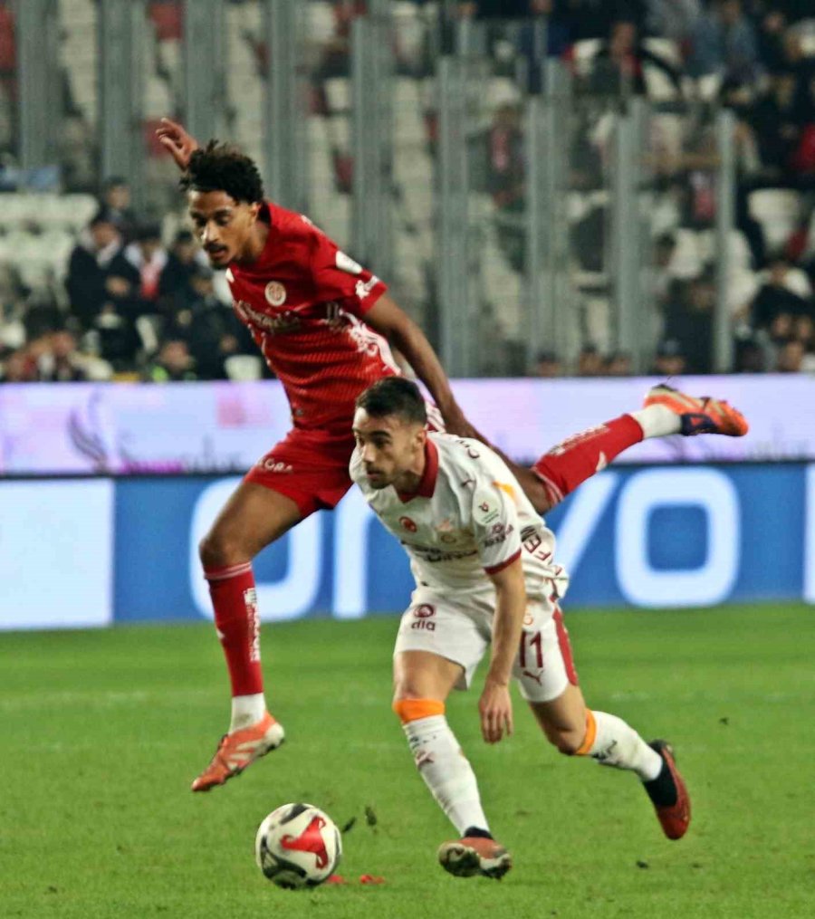Trendyol Süper Lig: Antalyaspor: 1 - Galatasaray: 4 (maç Sonucu)