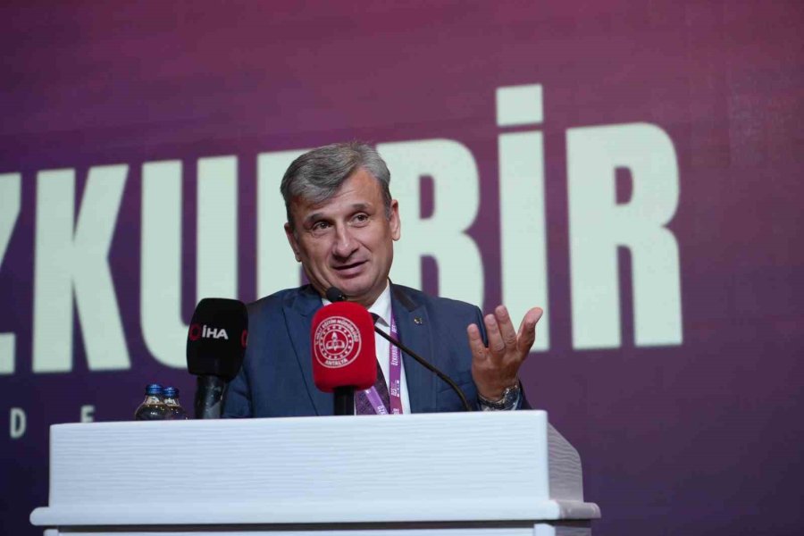 Özkurbir 4. Eğitim Sempozyumu Antalya’da Gerçekleştirildi