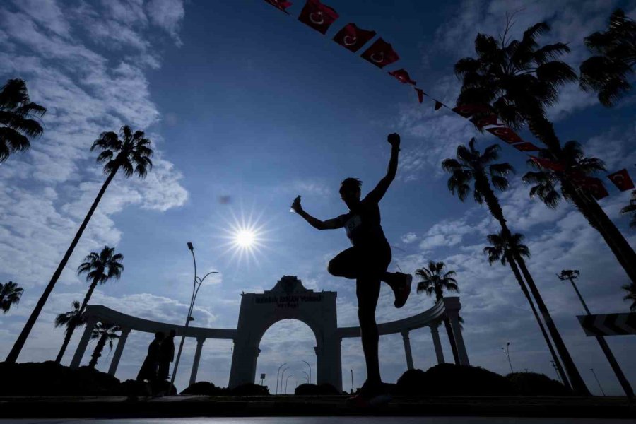 Türkiye’nin En Hızlı Maratonu Yine Mersin’de Koşuldu