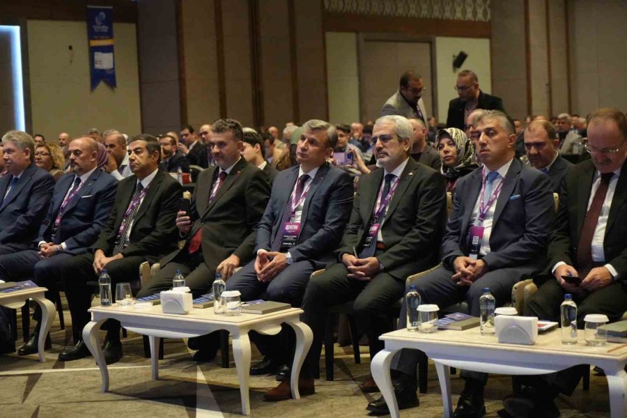 Özkurbir 4. Eğitim Sempozyumu Antalya’da Gerçekleştirildi