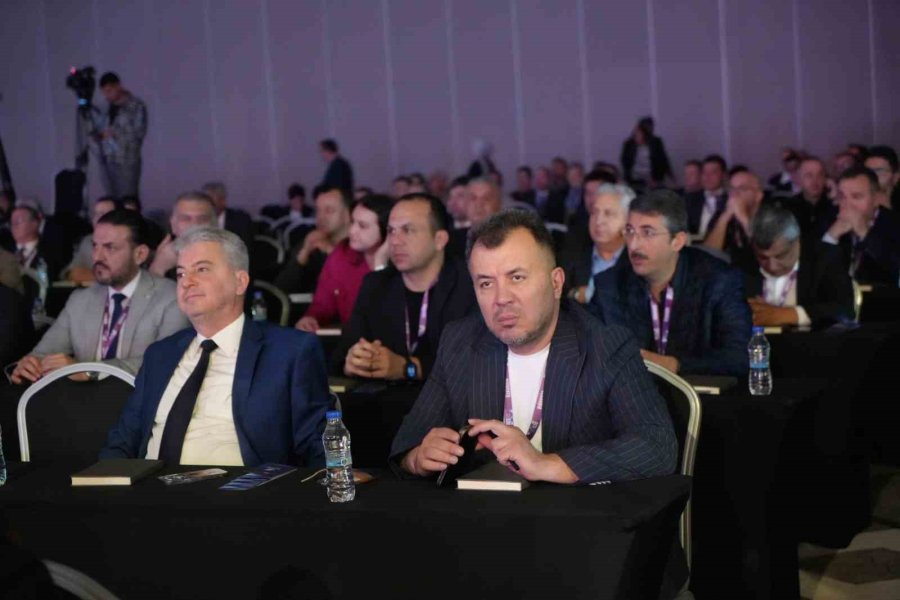 Özkurbir 4. Eğitim Sempozyumu Antalya’da Gerçekleştirildi