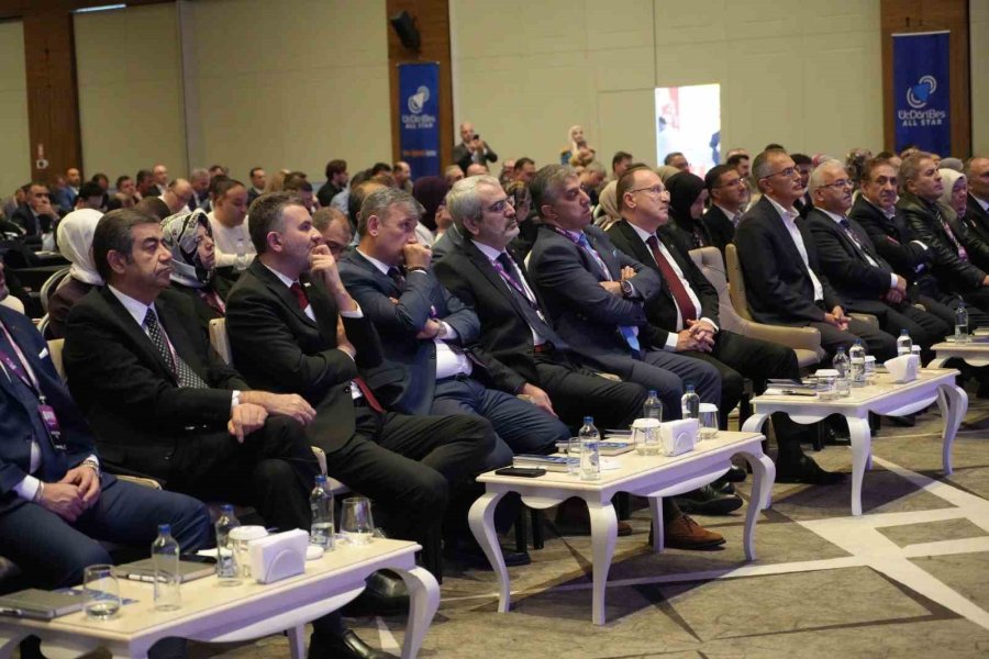 Özkurbir 4. Eğitim Sempozyumu Antalya’da Gerçekleştirildi