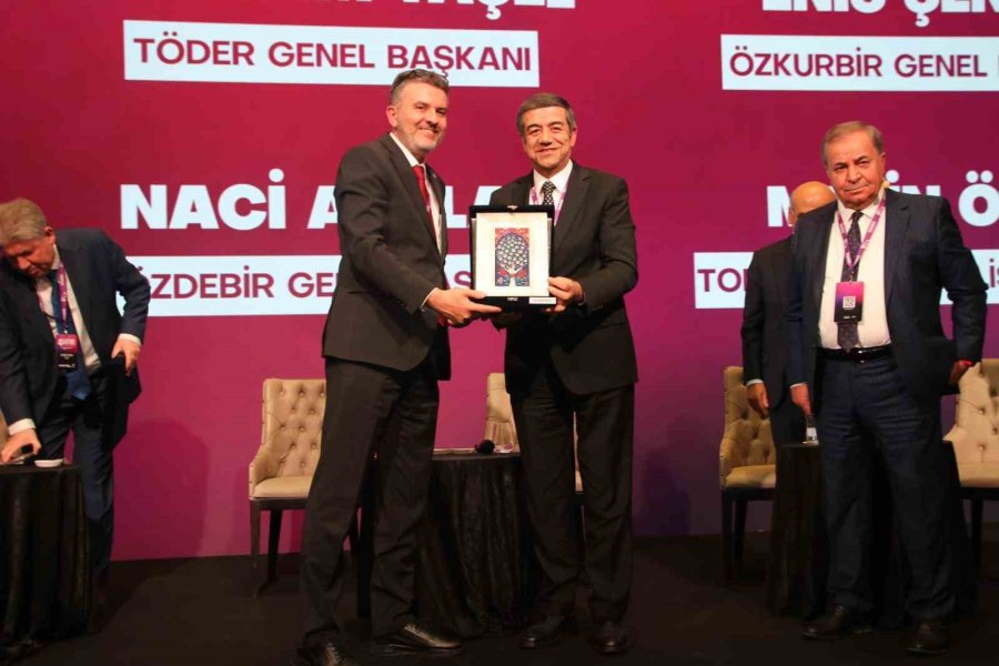 Özkurbir 4. Eğitim Sempozyumu Antalya’da Gerçekleştirildi
