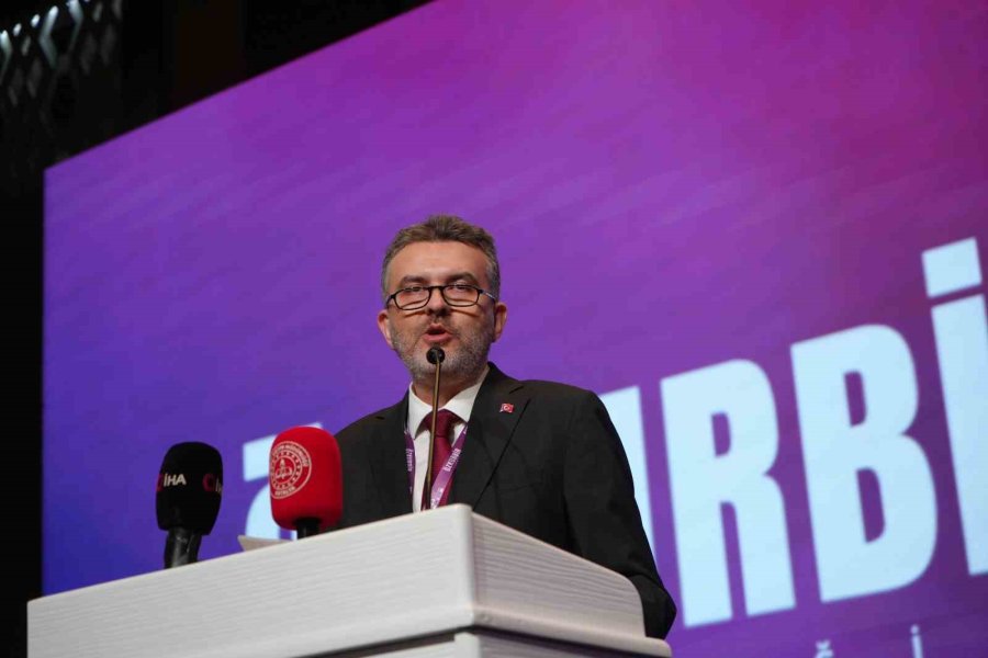 Özkurbir 4. Eğitim Sempozyumu Antalya’da Gerçekleştirildi