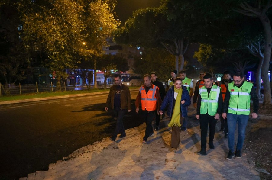 100. Yıl Bulvarı’nda Asfalt Çalışmasının İlk Etabı Tamamlandı