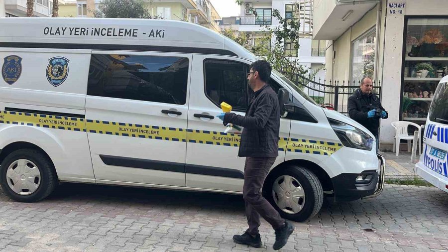 Alanya’da Alacak Verecek Meselesi Kanlı Bitti, 1 Yaralı