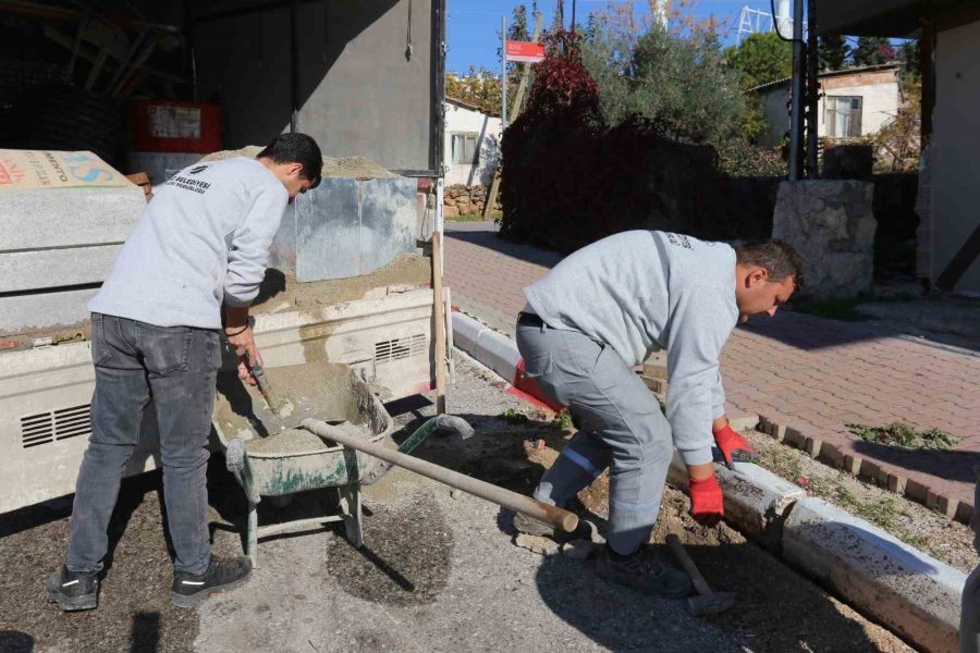 Kepez’in ’anında Çözüm’ Ekibi 7/24 İş Başında