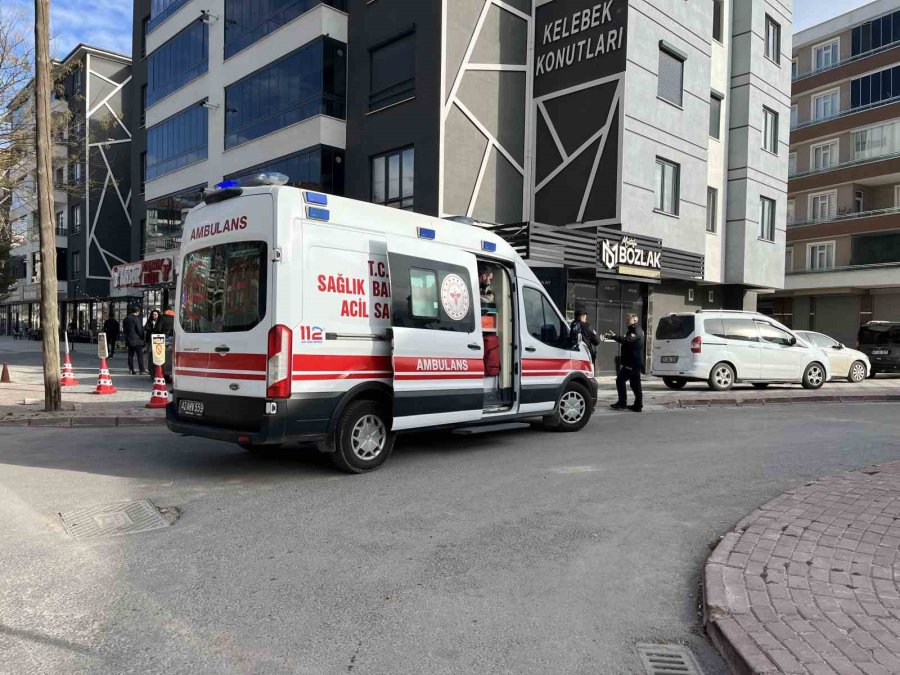 Dükkan Sahibini Bıçaklayan Kiracı Ve Arkadaşı Adliyeye Sevk Edildi