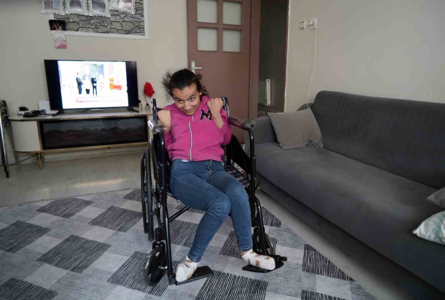 Serebral Palsi Hastası Tuğba Ateş’in Hayali Gerçek Oldu