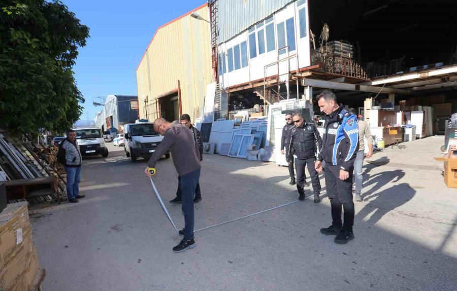 Kepez Zabıtası’ndan Hurdacılar Sitesi’ne Denetim