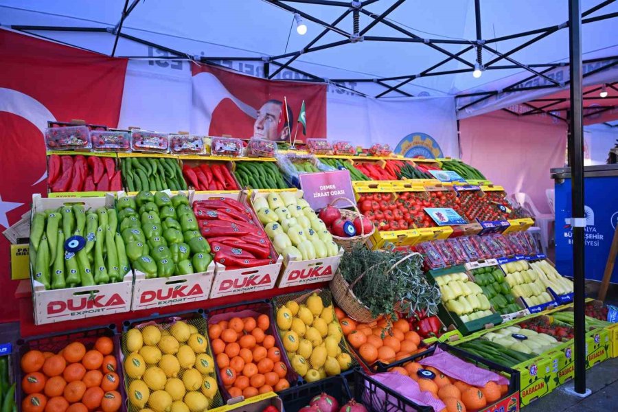 Demre’de Coğrafi İşaret Başvurusu Yapılan Ürünler Festivalde Tanıtıldı