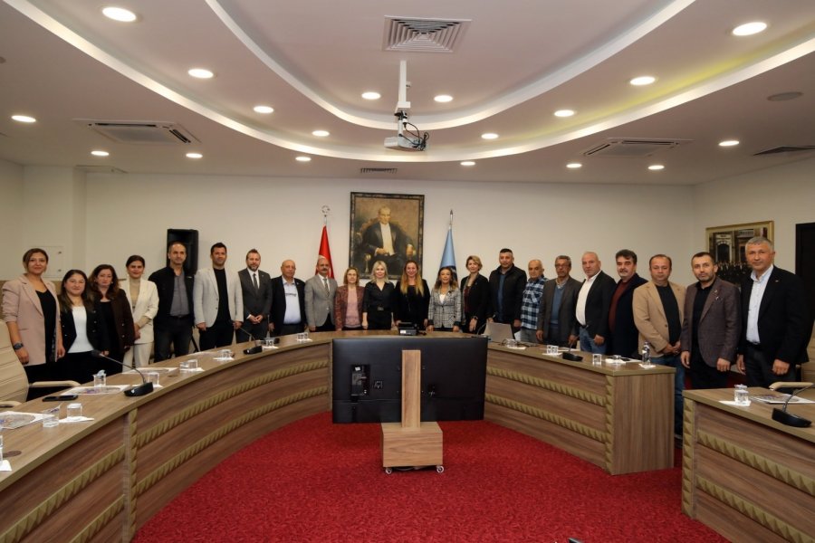 Akdeniz Üniversitesi’nden Muhtarlara Eğitim