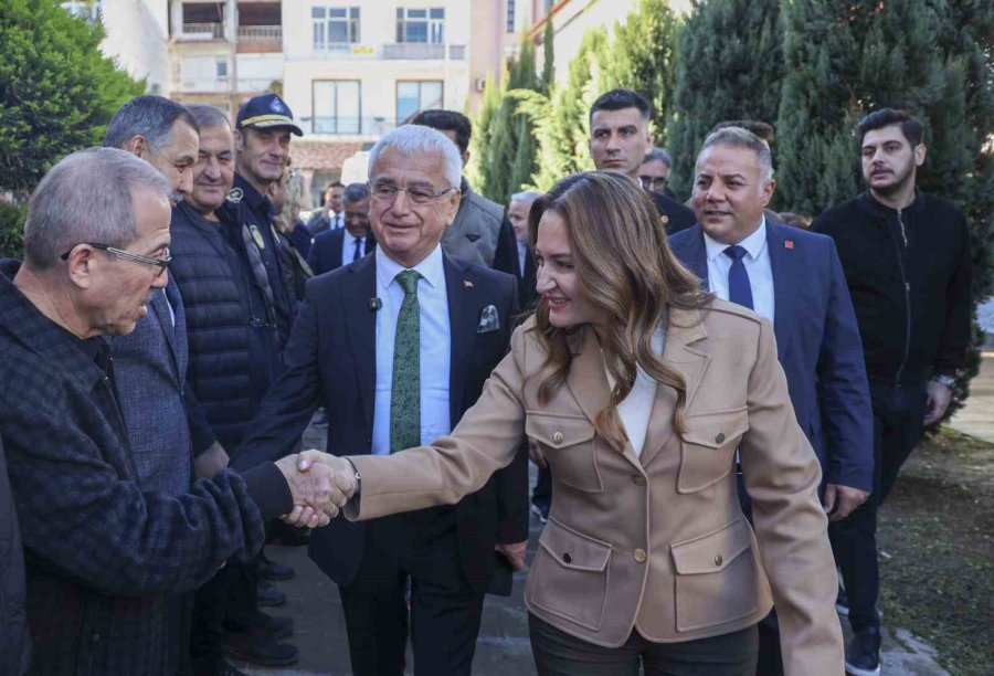 Başkan Vekili Özdemir: "finike’nin İhtiyaçları Doğrultusunda Çalışmalarımızı Yapıyoruz"