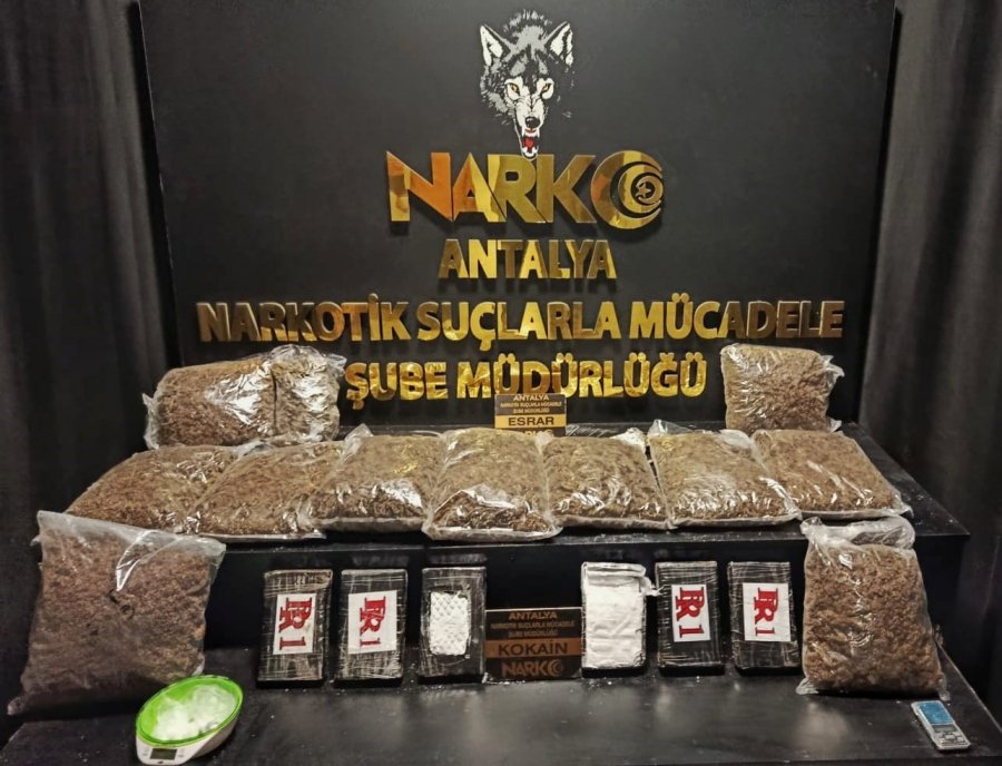 Antalya’da Narkotik Operasyonunda Yüklü Miktarda Uyuşturucu Ele Geçirildi: 4 Tutuklama