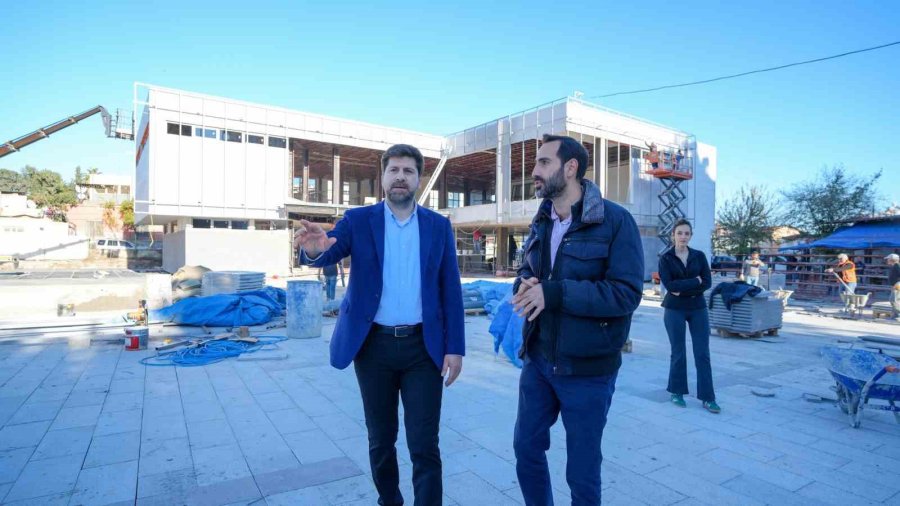Tarsus’ta Kent Meydanı Projesi Açılış İçin Gün Sayıyor
