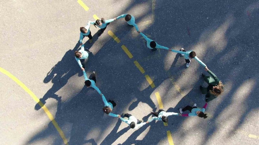 Aysel Öğretmen, Köy Okullarında Başladığı Mesleğinde, Eğitim Dünyasının Nobel’ine Aday Oldu