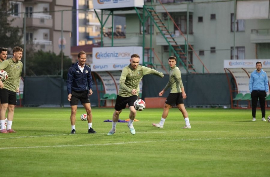 Alanyaspor, Fatih Karagümrük Maçı Hazırlıklarına Başladı