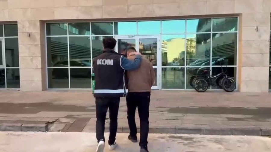 Antalya’da Tefecilik Ve Nitelikli Dolandırıcılık Operasyonu