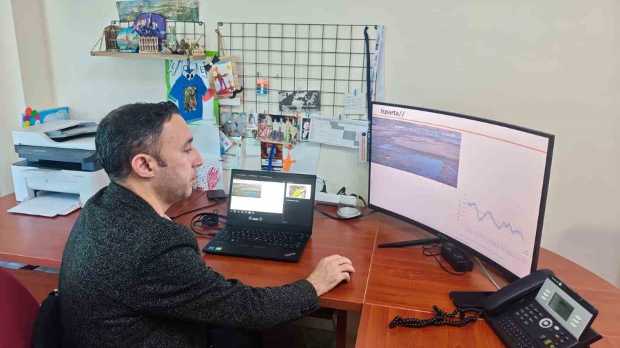 Batı Akdeniz Göllerinde Tehlike Çanları: Burdur Gölü Son 50 Yılda Su Hacminin Yarısını Kaybetti