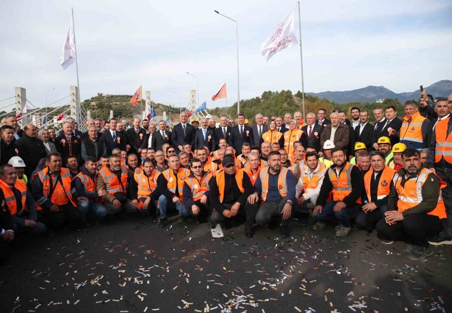 Bakan Ersoy: "asdendos, Phaselis, Olympos Ve Özellikle Side Antik Kentlerinde Yürüttüğümüz Çalışmalarla Tüm Dünyanın Gıpta İle Baktığı Bir Noktaya Geldik"